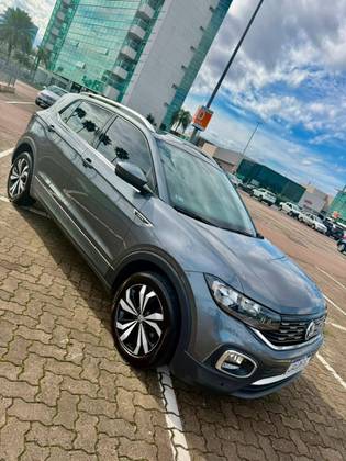 VOLKSWAGEN T-CROSS 1.4 250 TSI TOTAL FLEX HIGHLINE AUTOMÁTICO VOLKSWAGEN T-CROSS 1.4 250 TSI TOTAL FLEX HIGHLINE AUTOMÁTICO